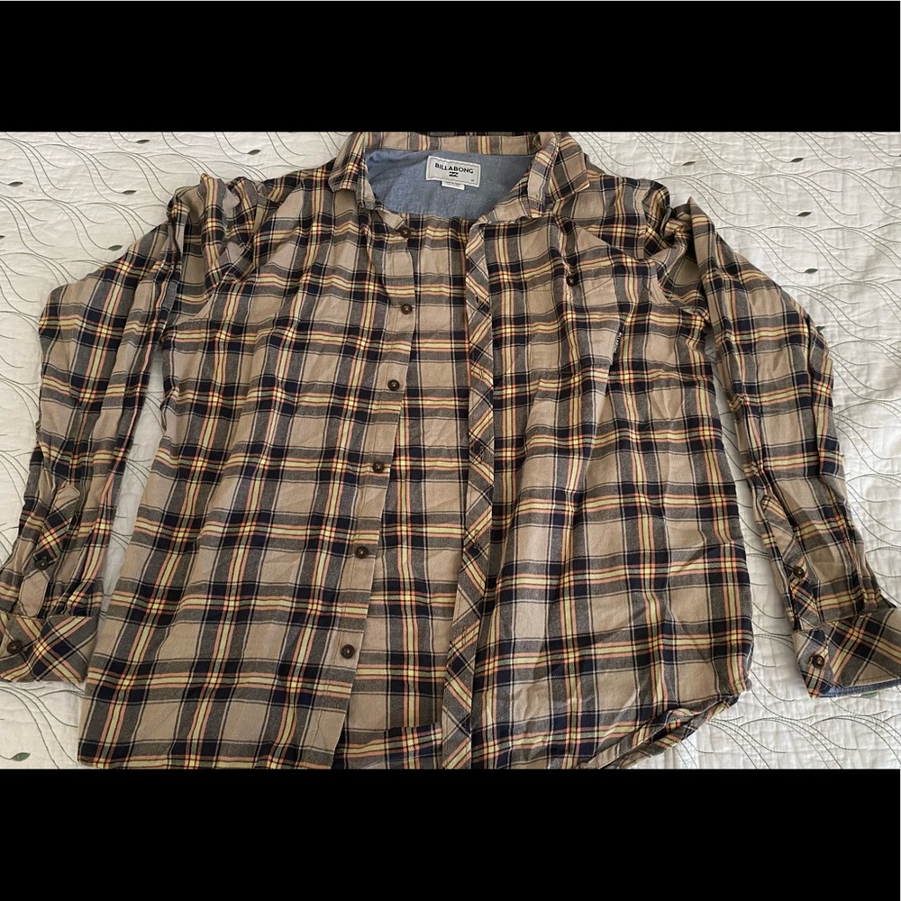 BILLABONG FLANNEL!!